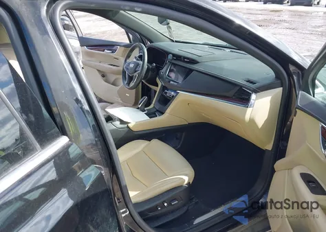 2017 Cadillac Xt5 Luxury from USA, damaged, VIN 1GYKNBRS7HZ179861